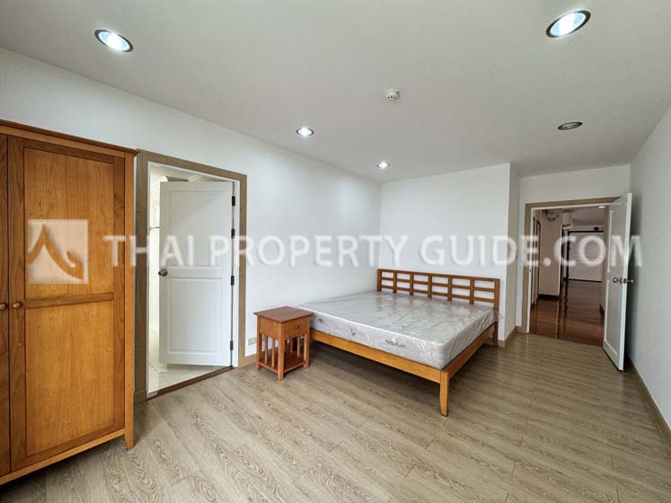 Apartment in Sathorn 